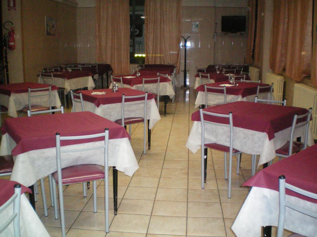 Hotel Zio Cataldo Корато Екстериор снимка