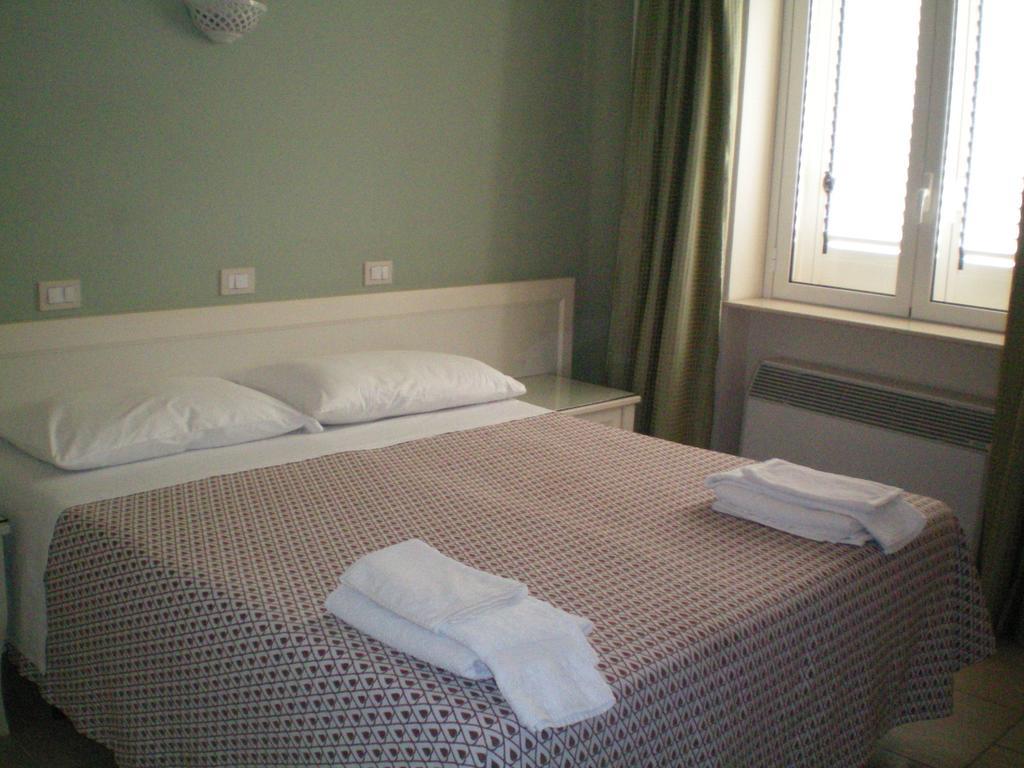 Hotel Zio Cataldo Корато Стая снимка