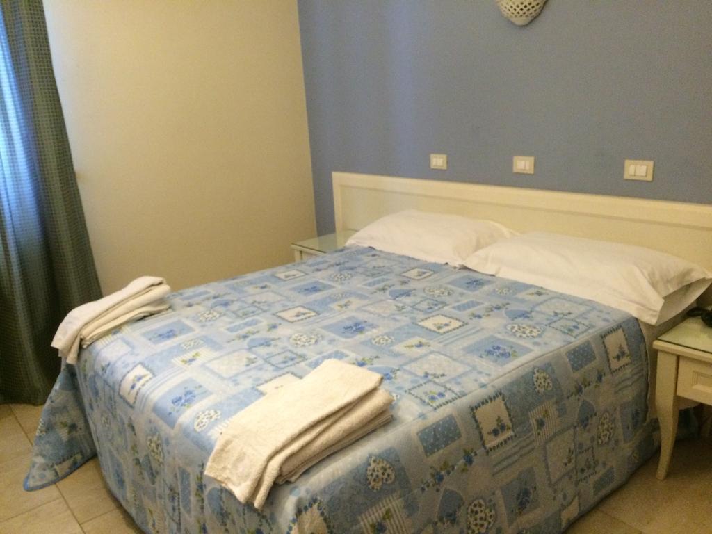 Hotel Zio Cataldo Корато Екстериор снимка