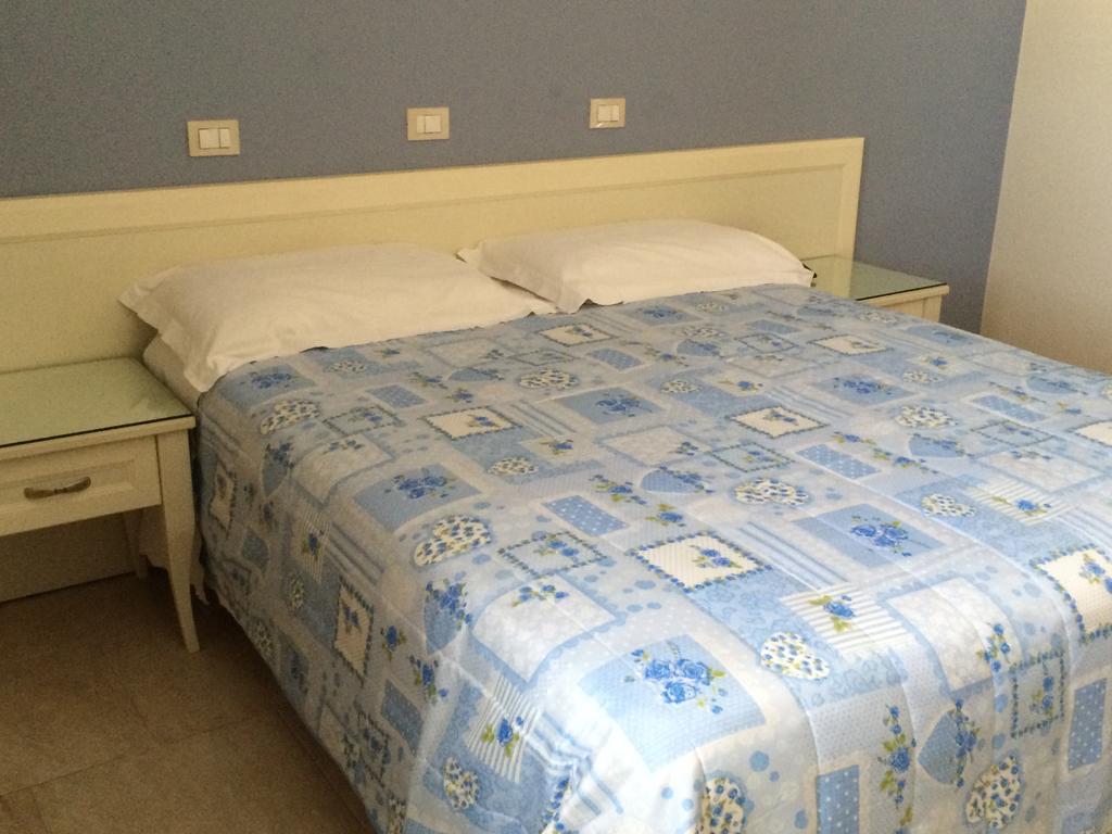 Hotel Zio Cataldo Корато Екстериор снимка