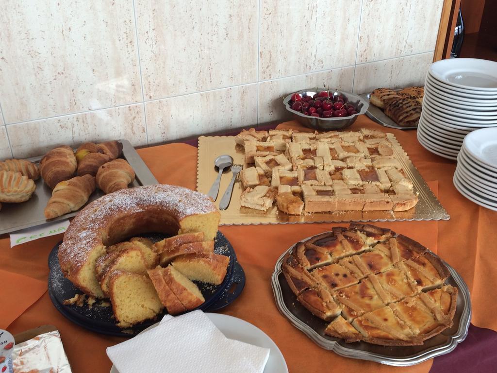 Hotel Zio Cataldo Корато Екстериор снимка